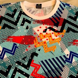 Machine wash cold with like colors